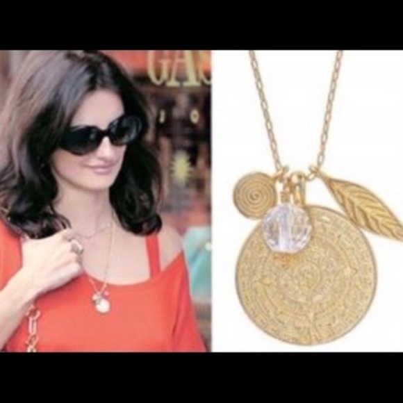 Stella & Dot | [Long Retired] Delicate Mixed Metal Penelope Coin Necklace - Picture 2 of 7